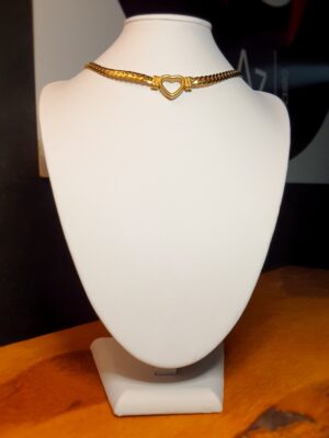 Chocker coração vazado