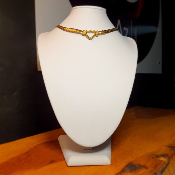Chocker coração vazado