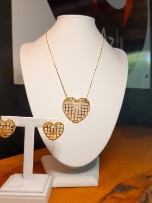 Conjunto coração grade